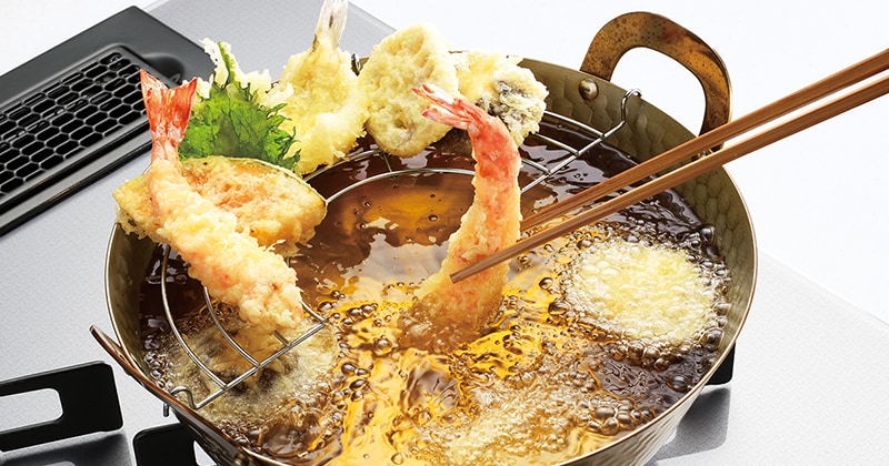 難しい揚げものの火加減もおまかせ