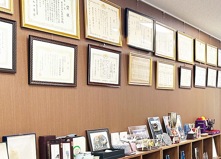 みかんの生産から加工、販売まで一貫した取り組みが評価され、2014年に「農林水産大臣賞」も受賞しています