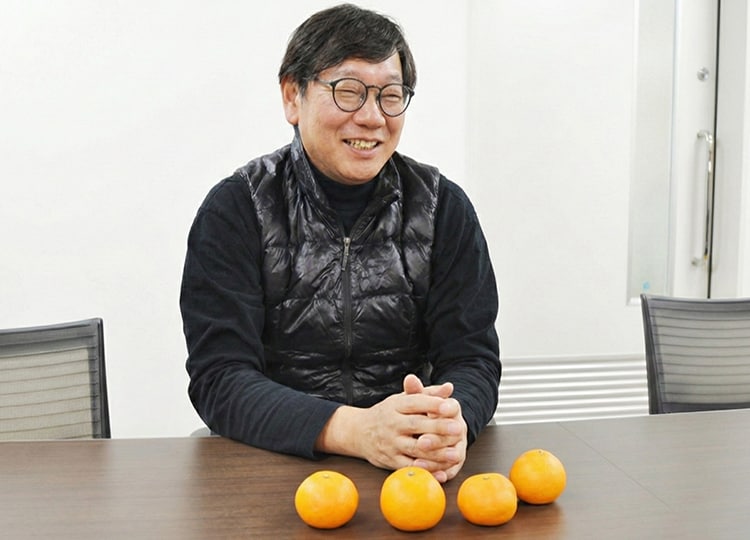 秋竹社長から有田むきを教わります