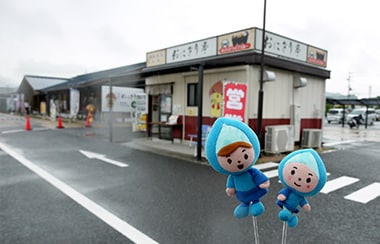 地元のお米を食べてほしい！滋賀県の「おにぎりドライブスルー」