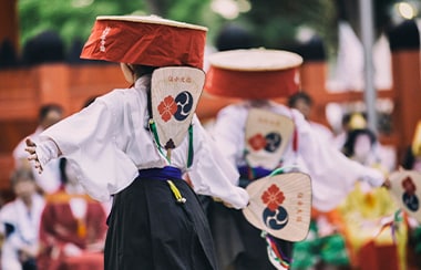 神社から「ヤッホー」が聞こえる！？古くから続く踊りを調査