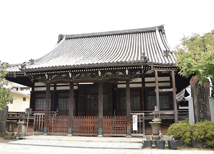 檀王法林寺の本堂